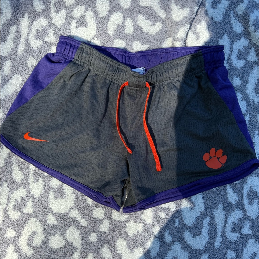 Women’s Nike Reversible Shorts